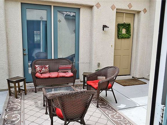 3rd image of 7251 Laramie Ave