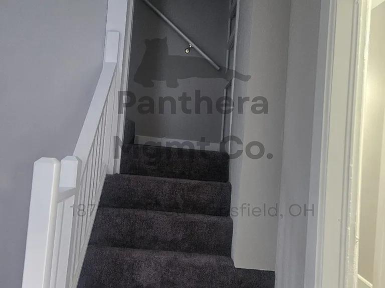 187 E 1st St — Photo 10