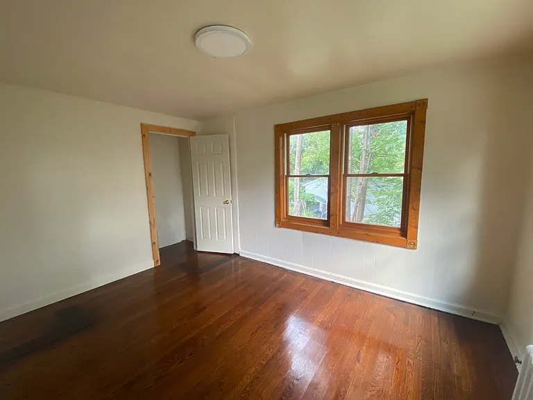 72 N Liberty Dr #1 — Photo 8