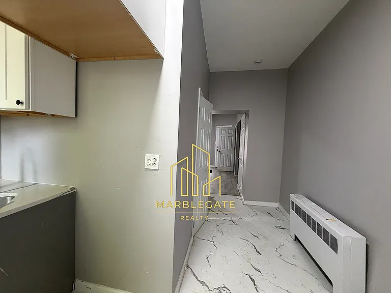 36 S 12th St #11 — Photo 3