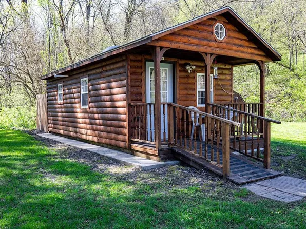 13035 Canyon Falls Road, Mount Hope, WI 53816