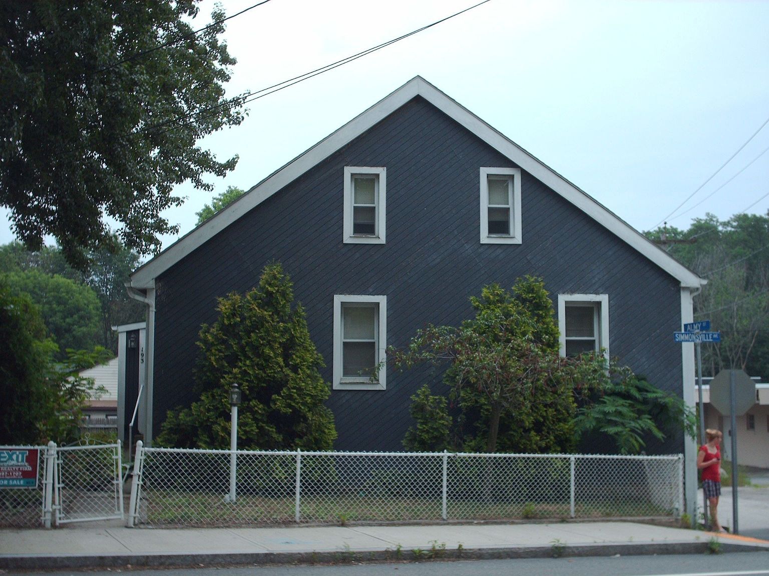 193 Simmonsville Ave, Johnston, RI 02919 Zillow