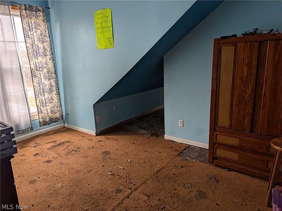 5th image of 8455 McKinley St