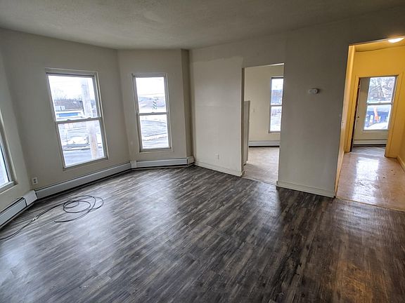 2nd image of 2000 South Ave #1