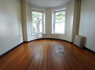 1124 Commonwealth Ave APT 1, Boston, MA 02134