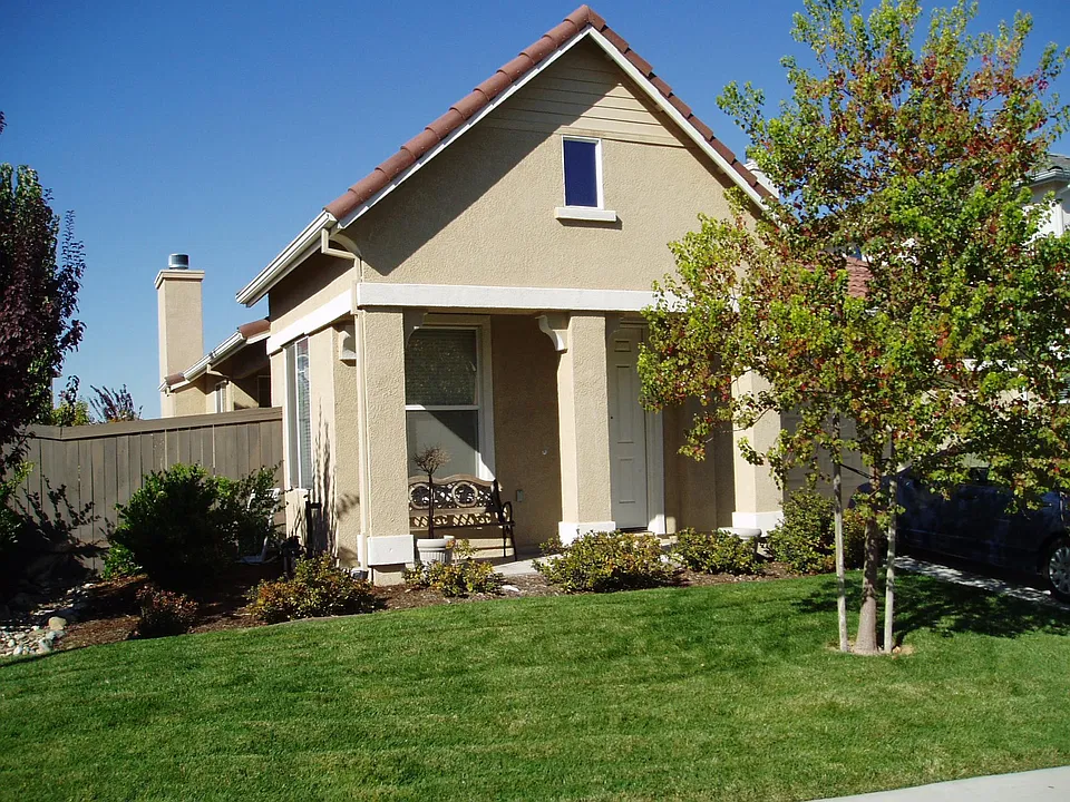 5451 Banfield Dr