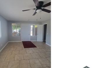 1220 E Campus Way #B, Hemet, CA 92543