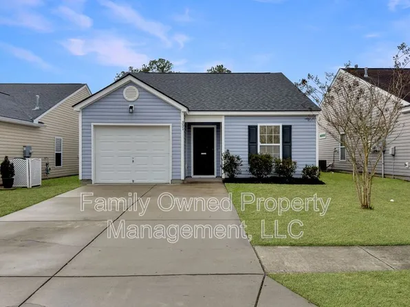 351 Salkahatchie St, Summerville, SC 29485