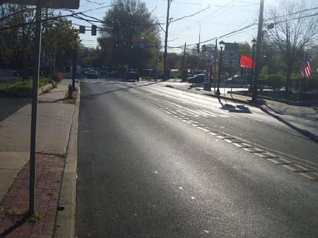 2nd image of 147 E Maple Ave