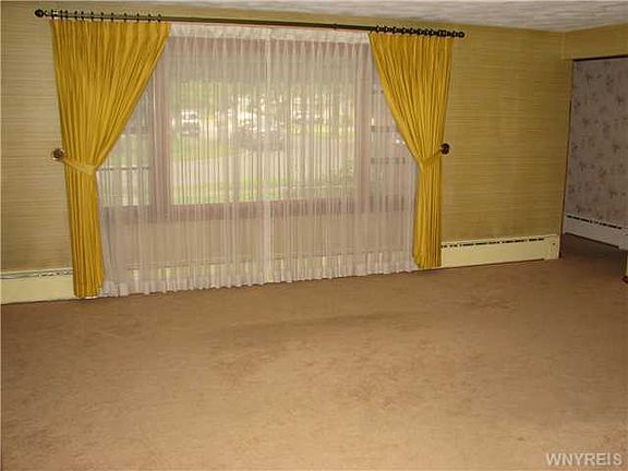5th image of 866 Park Ave