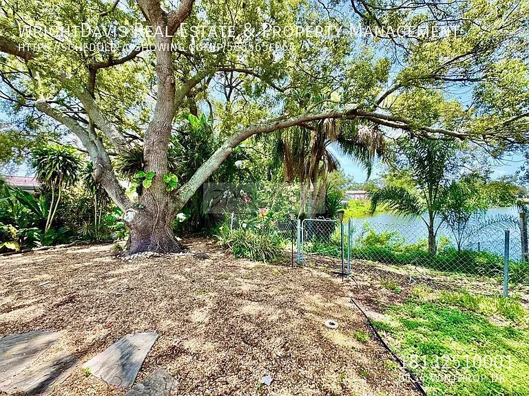 8134 Winthrop Dr — Photo 40