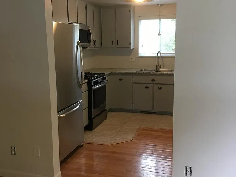4th room to living room