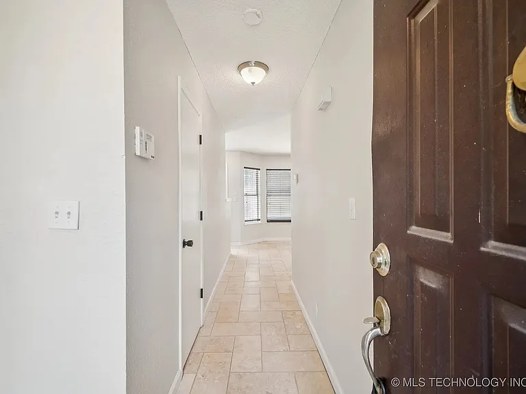 6603 S 107th East Ave — Photo 3