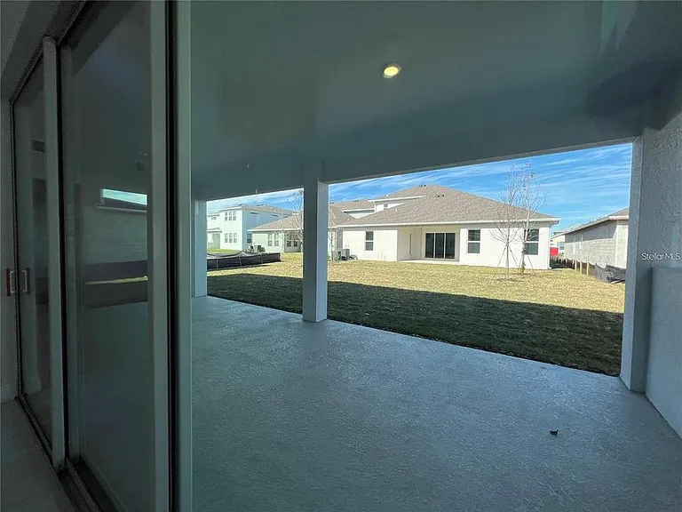 19141 Planetree St — Photo 34