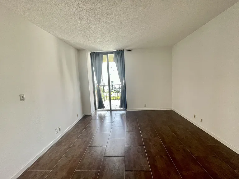 520 Brickell Key Dr #A1512 — Photo 11