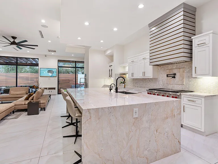 3002 Ferndale St — Photo 11