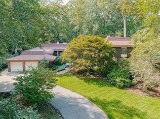 322 Westmont St, West Hartford, CT 06117