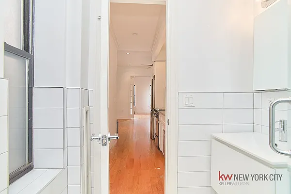 Rented by Keller Williams NYC | media 32