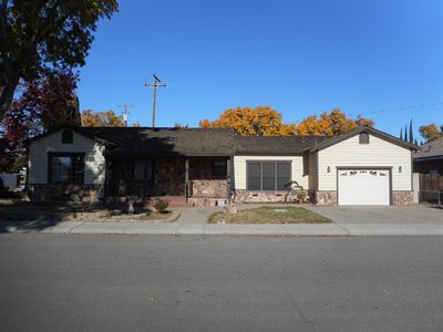 133 W 20th St, Tracy, CA, 95376