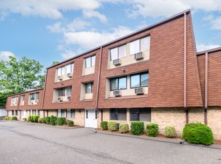 Volley Court, Stamford, CT 06906