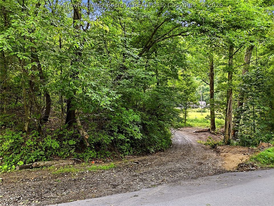 1st image of 0 Hartland Rd