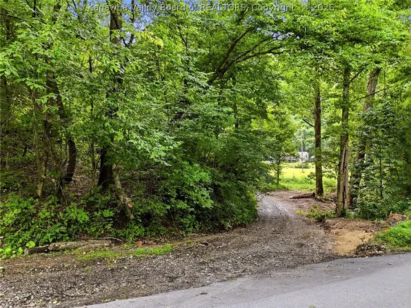 0 Hartland Rd, Clay, WV 25043