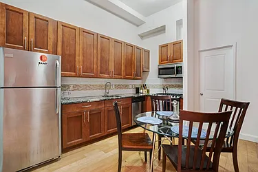 Rented by Safdie Realty Group