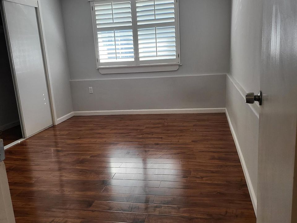 1st image of 115 Santa Paula Dr