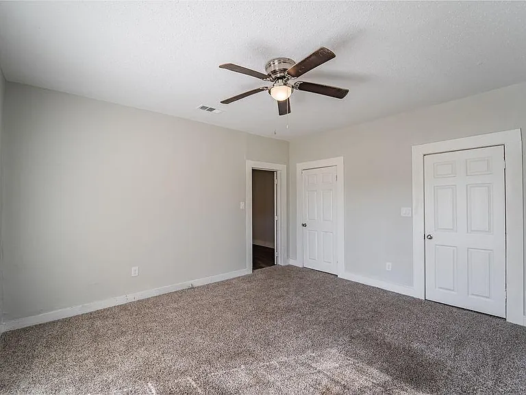 720 Main St — Photo 15