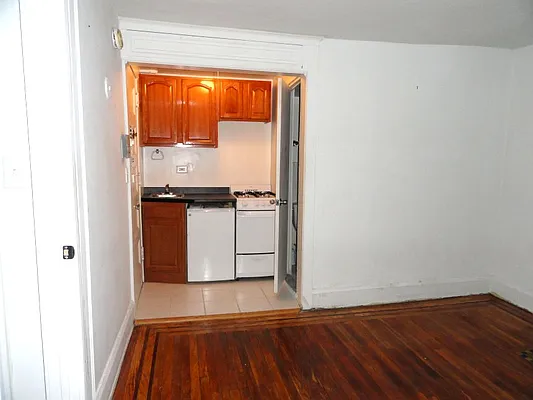 Rented by Prince Real Estate Associates LLC | media 19