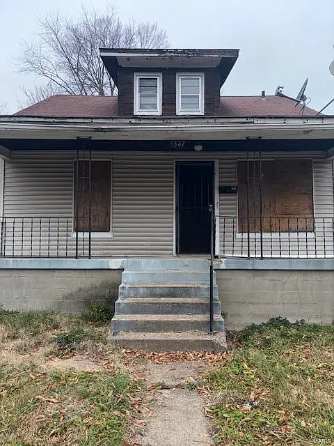 5547 Hamilton Ave photo 1