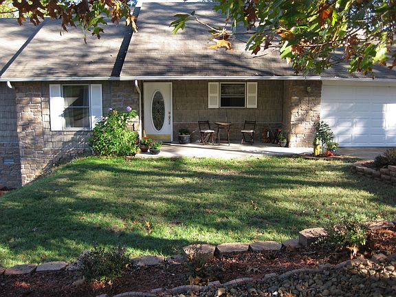 2nd image of 9268 Arabian Dr