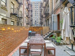 206 W 88th St APT 1, New York, NY 10024