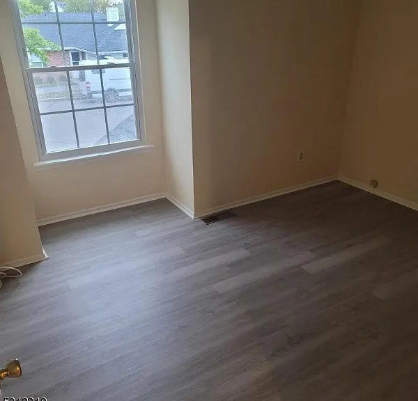 348 Cotswold Pl — Photo 33