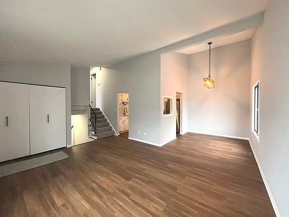 3rd image of 1526 Sutter Dr #1526