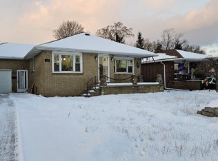 28 W Elmview Ave, Lackawanna, NY 14218