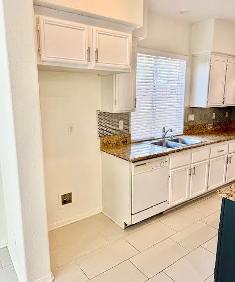 1562 Cheshire Dr — Photo 24