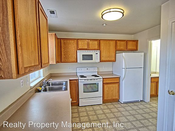 4th image of 835 Sunny Ln #6360685