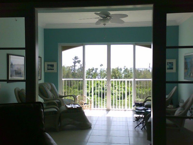 Sunroom overlooking Warm Florida Intercoastal