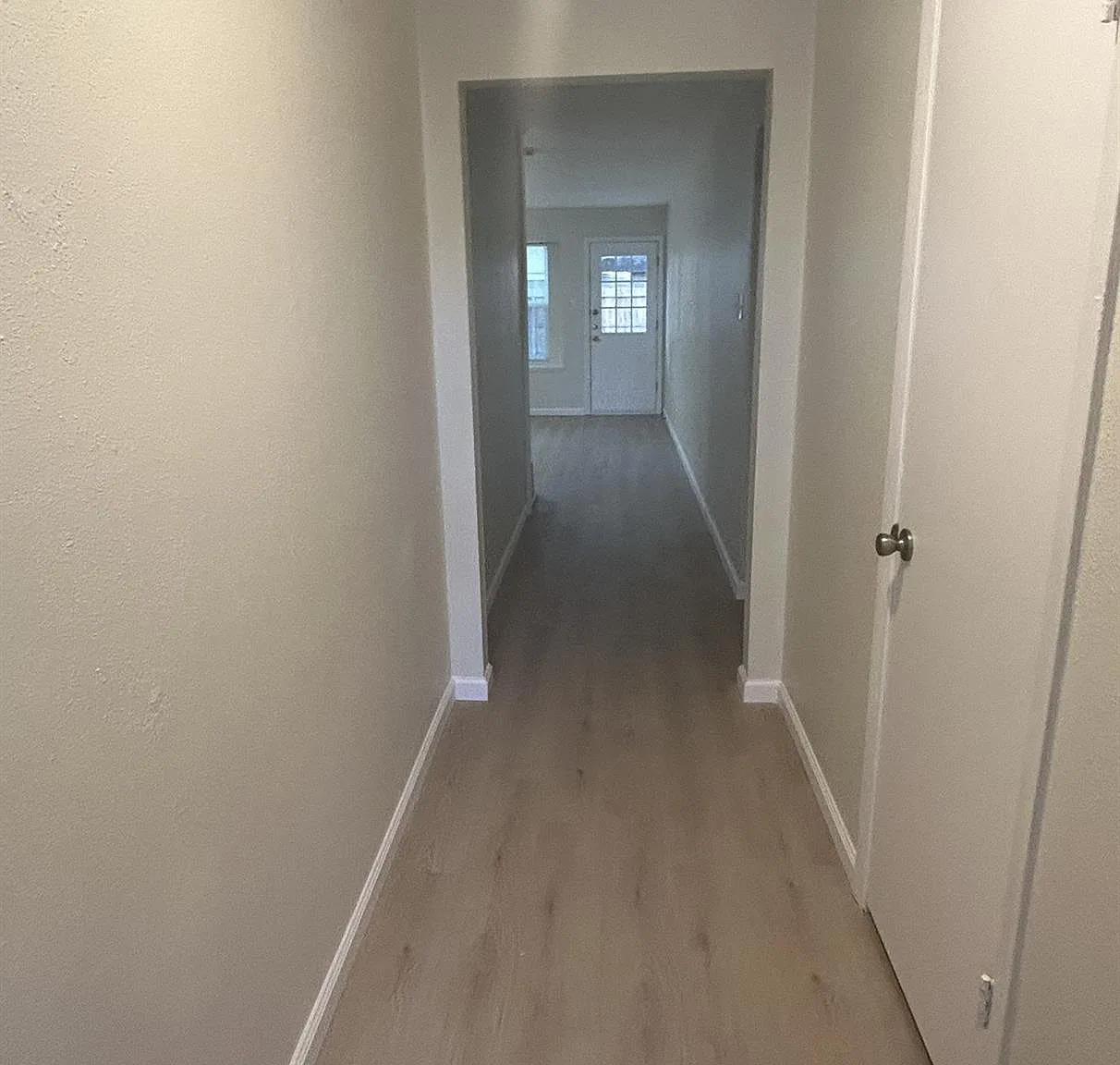 4 bed, 2.0 bath, 1480 sqft, $1,725 — Photo 2
