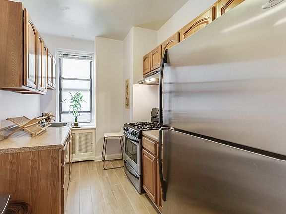 2nd image of 2600 Kennedy Blvd APT 8E