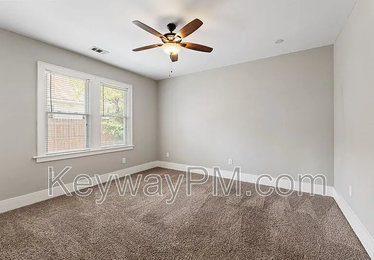 1315 Merry St — Photo 10