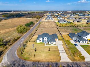 212 W Cottage Hill Pkwy, Celina, TX 75009