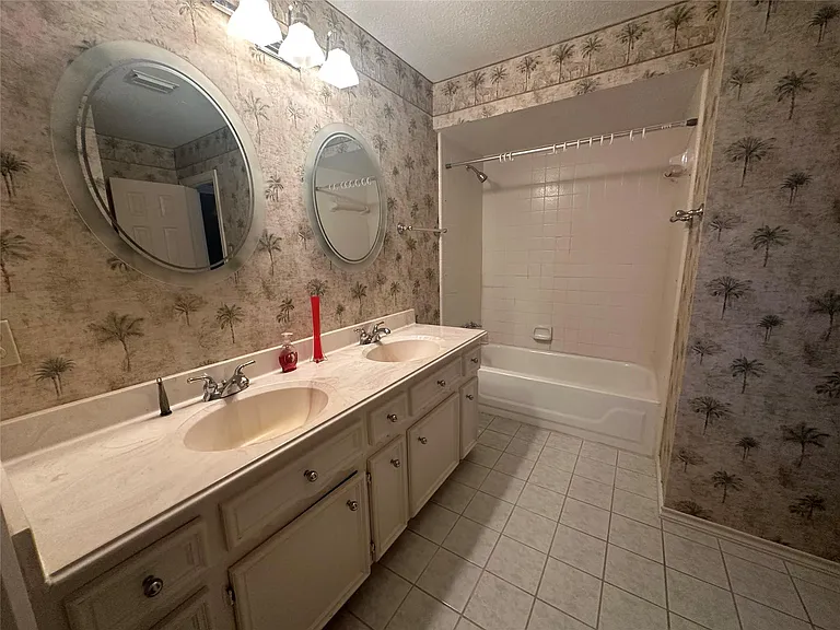 14707 Treborway Dr — Photo 22