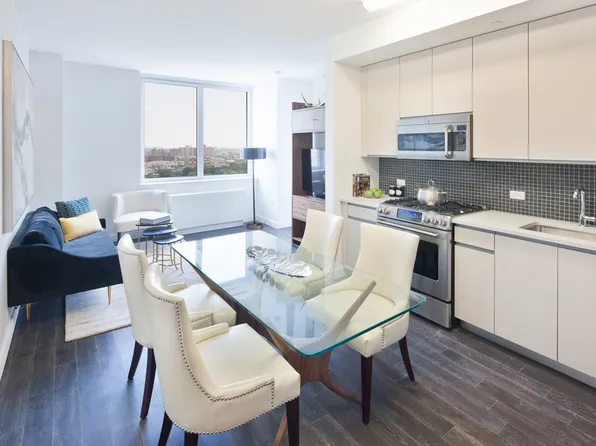 309 Gold Street 30F/309 image 1 of 14
