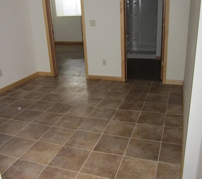 633 Lake St — Photo 7