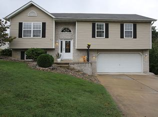 6 Brookwood Dr, Collinsville, IL 62234