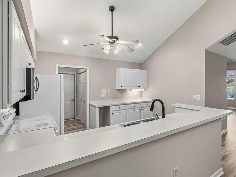 17106 Harvest Ridge Ln — Photo 11