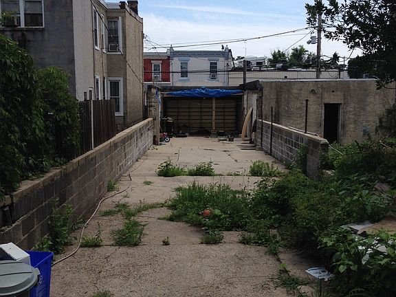 2nd image of 2817 Kensington Ave