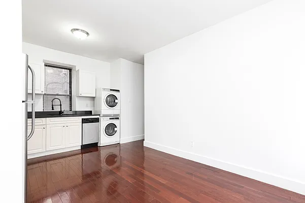 Rented by Platinum Properties | media 3